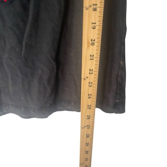 Cowgirl‎ Legend Size Medium Rodeo Hustler Grunge Cross Bling Black T Shirt - Picture 8 of 8